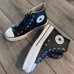 Chuck Taylor All Star Leather Platform